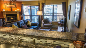 River Mnt Lodge W320